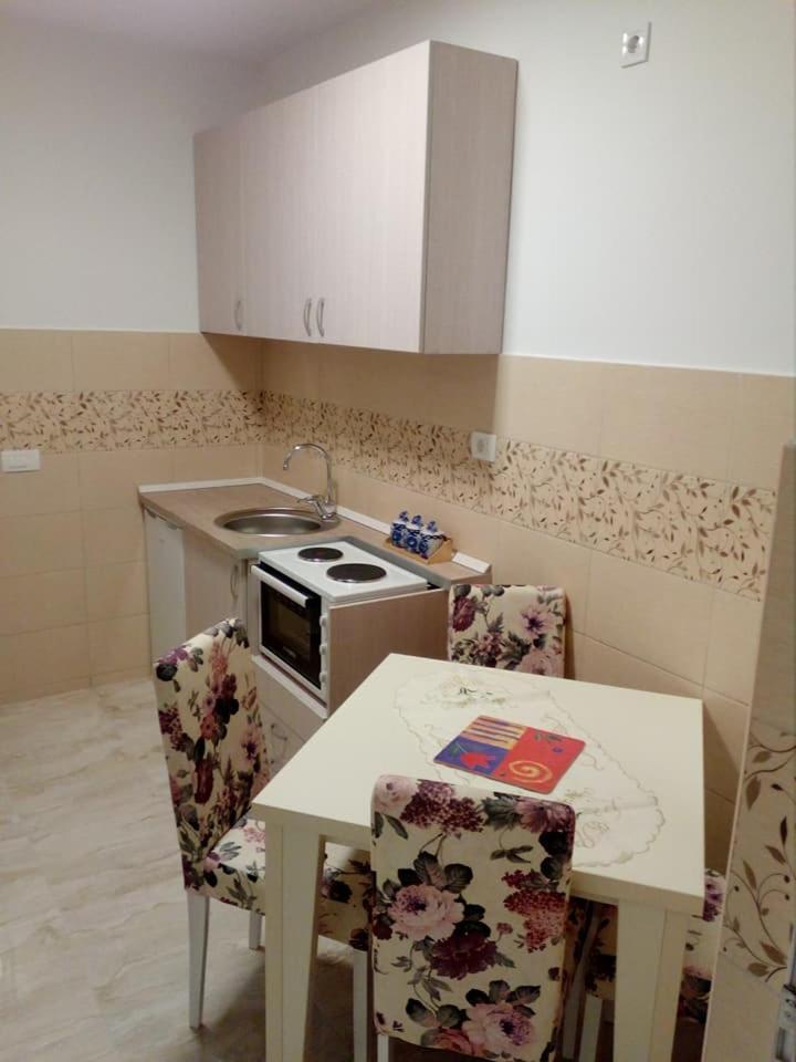 Apartmani M&V Sutomore Zewnętrze zdjęcie